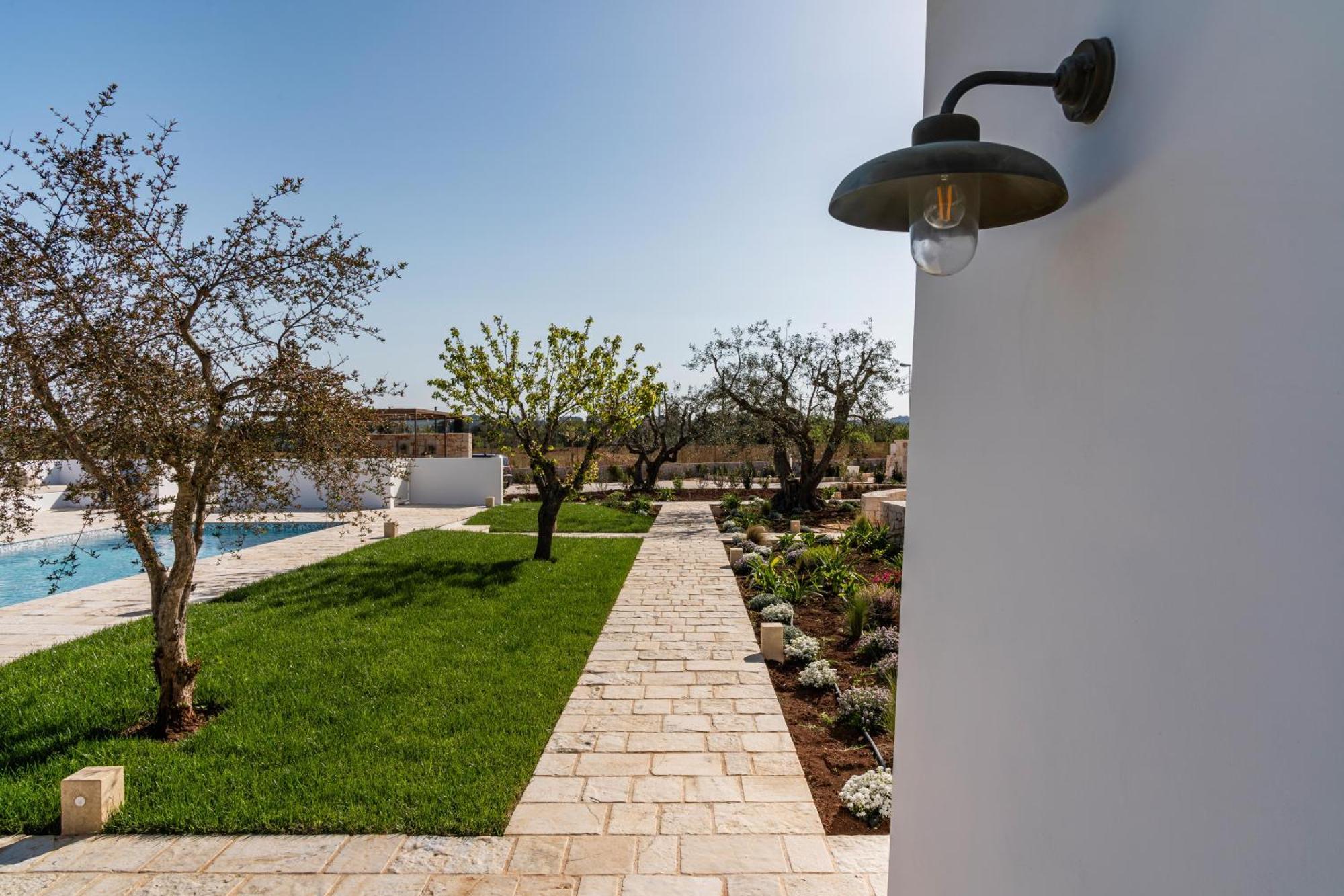 Trullo Jale - Boutique Apartments Ostuni Dış mekan fotoğraf