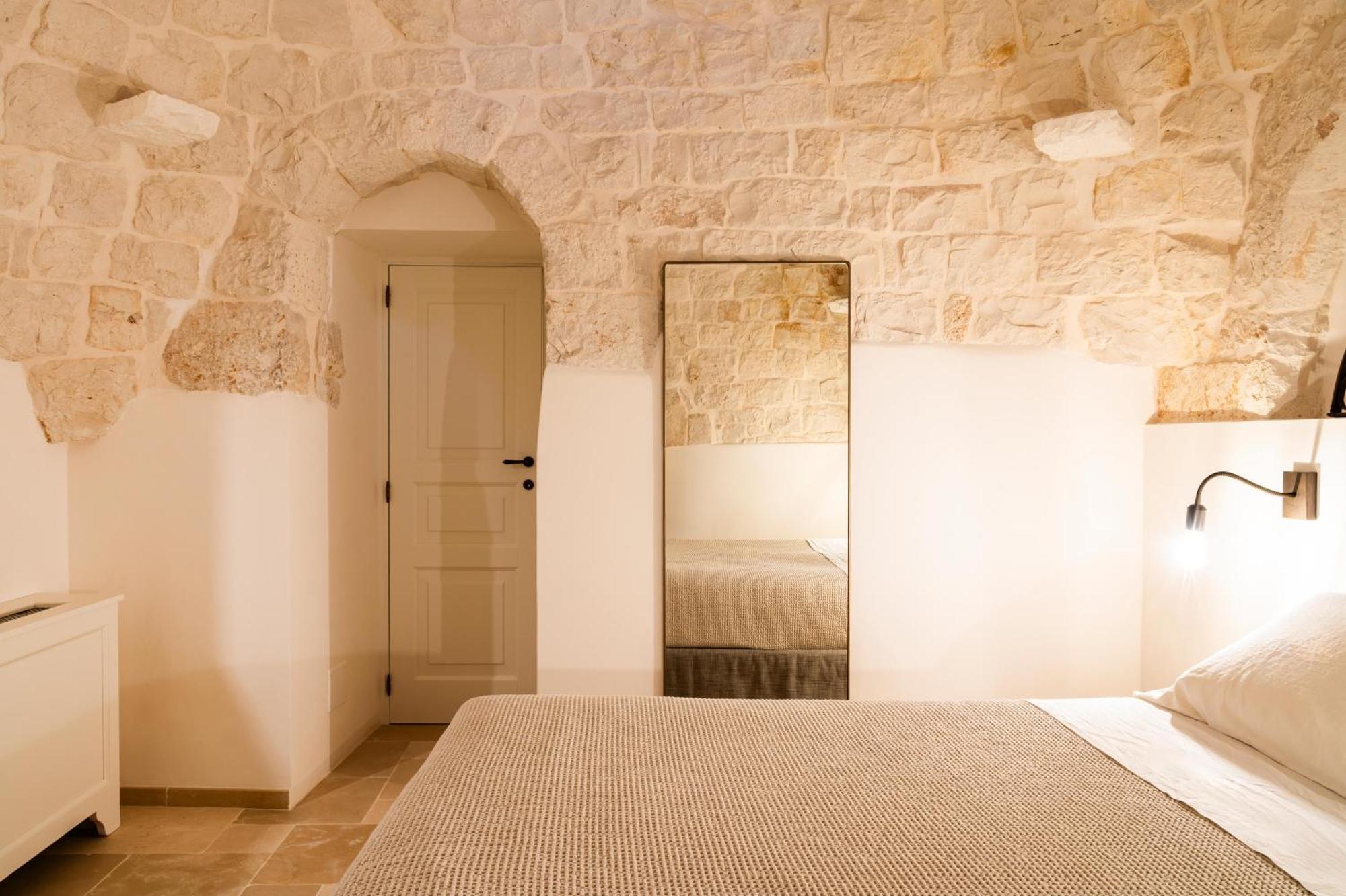 Trullo Jale - Boutique Apartments Ostuni Dış mekan fotoğraf