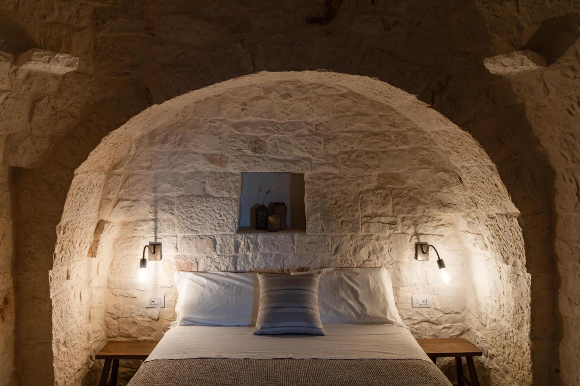 Trullo Jale - Boutique Apartments Ostuni Dış mekan fotoğraf