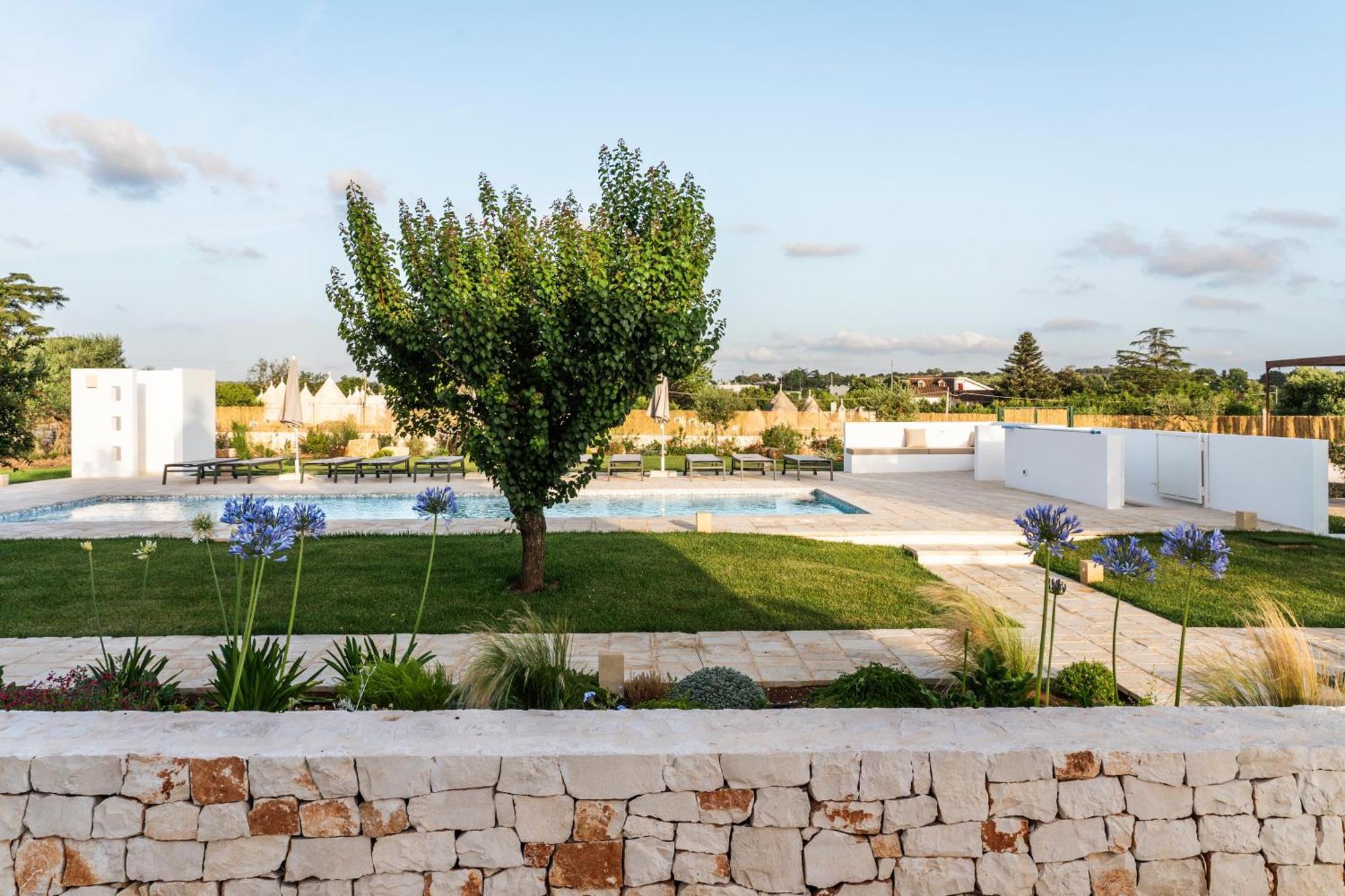 Trullo Jale - Boutique Apartments Ostuni Dış mekan fotoğraf