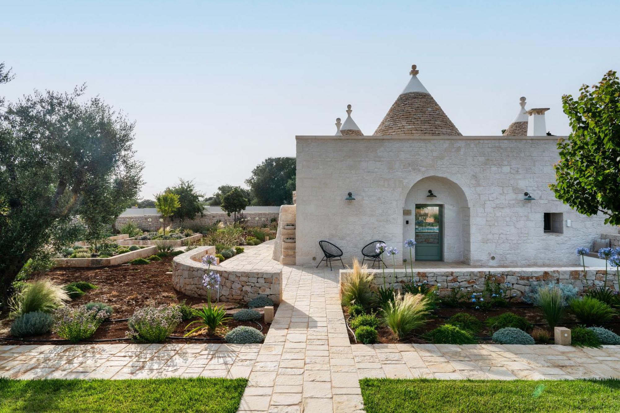 Trullo Jale - Boutique Apartments Ostuni Dış mekan fotoğraf
